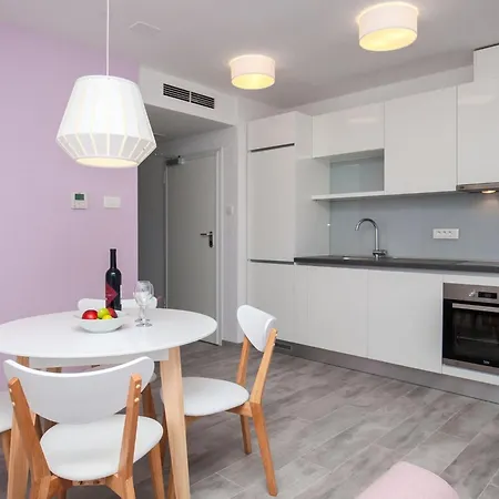 Dva Galeba - One Bedroom With Partial Sea View 104 Bol